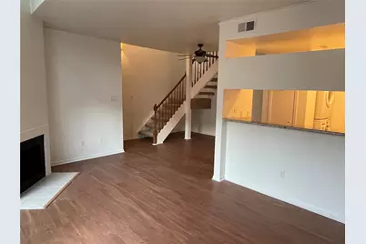 2125 Augusta Drive #31, Houston, TX 77057 - Photo 3