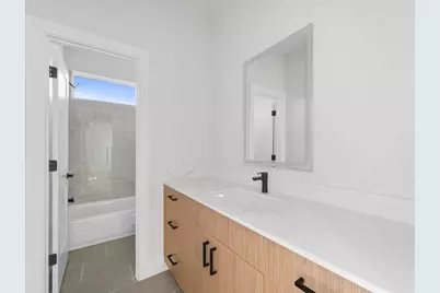 5302 Teodoro Lane, Houston, TX 77091 - Photo 17