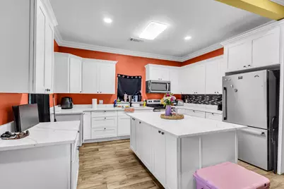 341 12th St, Port Arthur, TX 77640 - Photo 1