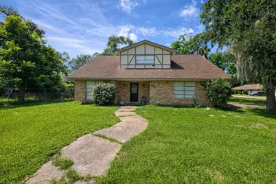 821 Mulberry Lane, Brazoria, TX 77422 - Photo 1