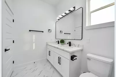 8533 Amadwe Street #B, Houston, TX 77051 - Photo 27