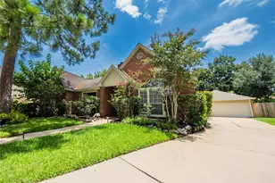 9107 Pine Stream Ct, Houston, TX 77083 - Photo 17