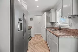 7000 Seawall Blvd, Galveston, TX 77551 - Photo 9
