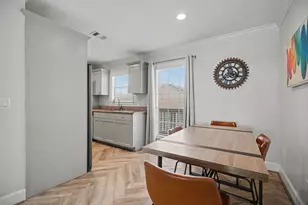 7000 Seawall Blvd, Galveston, TX 77551 - Photo 11