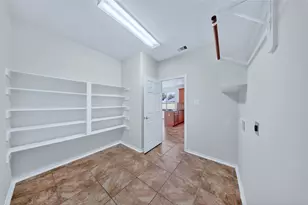 16814 Dunsford Ct, Houston, TX 77083 - Photo 5