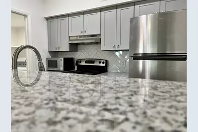 2626 Holly Hall Street #307, Houston, TX 77054 - Photo 5