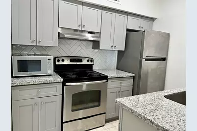 2626 Holly Hall Street #307, Houston, TX 77054 - Photo 3