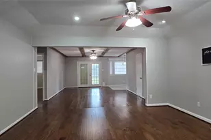 11027 Caribbean Ln, Houston, TX 77089 - Photo 13