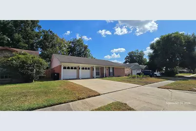 11027 Caribbean Lane, Houston, TX 77089 - Photo 3