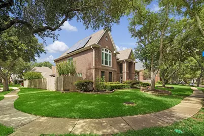 26 Epping Forest Way, Sugar Land, TX 77479 - Photo 3