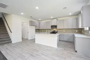 2807 Pne Est Ln, Houston, TX 77014 - Photo 11