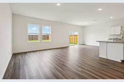 10208 California Lily Lane, Houston, TX 77016 - Photo 5