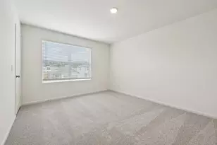 10208 California Lily Ln, Houston, TX 77016 - Photo 13