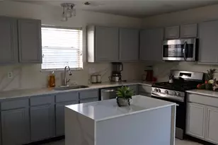 710 Hidden Ridge W, Houston, TX 77073 - Photo 5