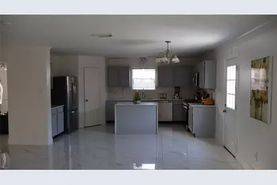 710 Hidden Ridge W, Houston, TX 77073 - Photo 3