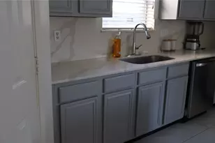710 Hidden Ridge W, Houston, TX 77073 - Photo 7