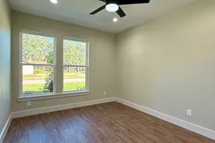 237 Crestview Dr, West Columbia, TX 77486 - Photo 27