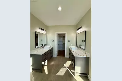 237 Crestview Drive, West Columbia, TX 77486 - Photo 17