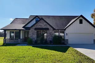 237 Crestview Dr, West Columbia, TX 77486 - Photo 3