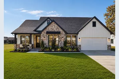 237 Crestview Drive, West Columbia, TX 77486 - Photo 1