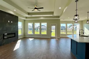 237 Crestview Dr, West Columbia, TX 77486 - Photo 5