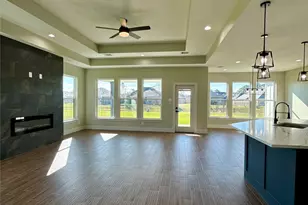 237 Crestview Dr, West Columbia, TX 77486 - Photo 5