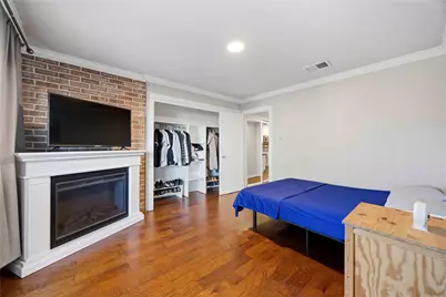 3600 Montrose Boulevard #304, Houston, TX 77006 - Photo 17