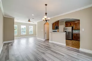 408 Eichwurzel Ln, Houston, TX 77009 - Photo 17
