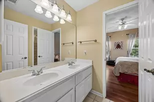 5410 Drakeview Ct, Sugar Land, TX 77479 - Photo 21