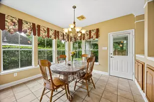 5410 Drakeview Ct, Sugar Land, TX 77479 - Photo 11