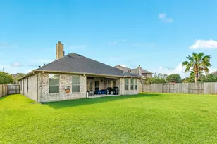 4702 Serrano Dr, League City, TX 77573 - Photo 37