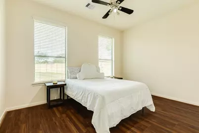 4702 Serrano Drive, League City, TX 77573 - Photo 33