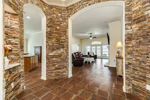 4702 Serrano Dr, League City, TX 77573 - Photo 9