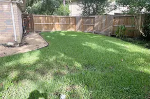 8318 Hot Springs Dr, Houston, TX 77095 - Photo 19