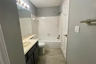 8318 Hot Springs Dr, Houston, TX 77095 - Photo 11