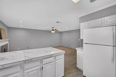 8318 Hot Springs Drive, Houston, TX 77095 - Photo 15