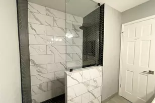 8318 Hot Springs Dr, Houston, TX 77095 - Photo 9