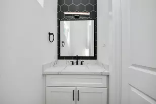 4804 Elysian St, Houston, TX 77009 - Photo 27