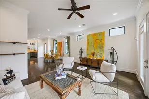 1208 Welch St, Houston, TX 77006 - Photo 3