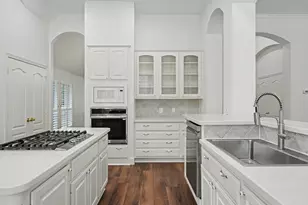 8685 Sunset Heights Ln, Conroe, TX 77302 - Photo 15