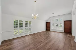 8685 Sunset Heights Ln, Conroe, TX 77302 - Photo 9