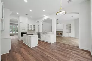 8685 Sunset Heights Ln, Conroe, TX 77302 - Photo 15