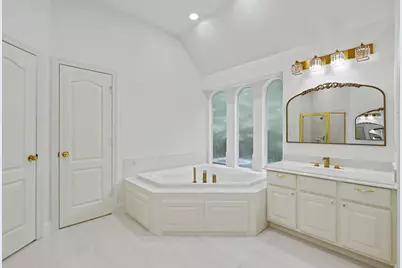 8685 Sunset Heights Lane, Conroe, TX 77302 - Photo 25