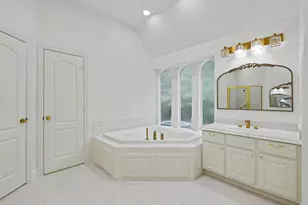 8685 Sunset Heights Ln, Conroe, TX 77302 - Photo 25