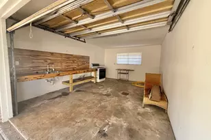 4825 Cleveland Ave, Groves, TX 77619 - Photo 35