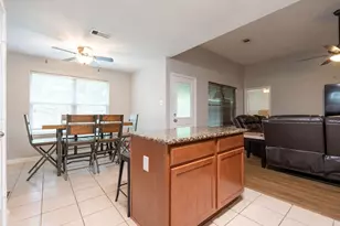 10320 Stone Gate Dr, Conroe, TX 77385 - Photo 7
