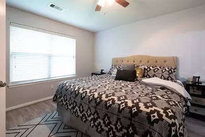 10320 Stone Gate Drive, Conroe, TX 77385 - Photo 11