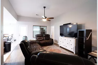 10320 Stone Gate Drive, Conroe, TX 77385 - Photo 9
