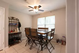 10320 Stone Gate Dr, Conroe, TX 77385 - Photo 5