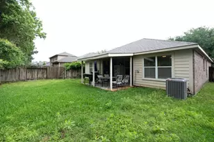 10320 Stone Gate Dr, Conroe, TX 77385 - Photo 21